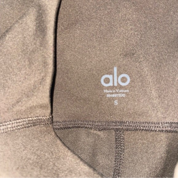 Alo Yoga Airbrush High-Waist 7/8 Bootcut Legging Espresso Brown - Picture 5 of 6